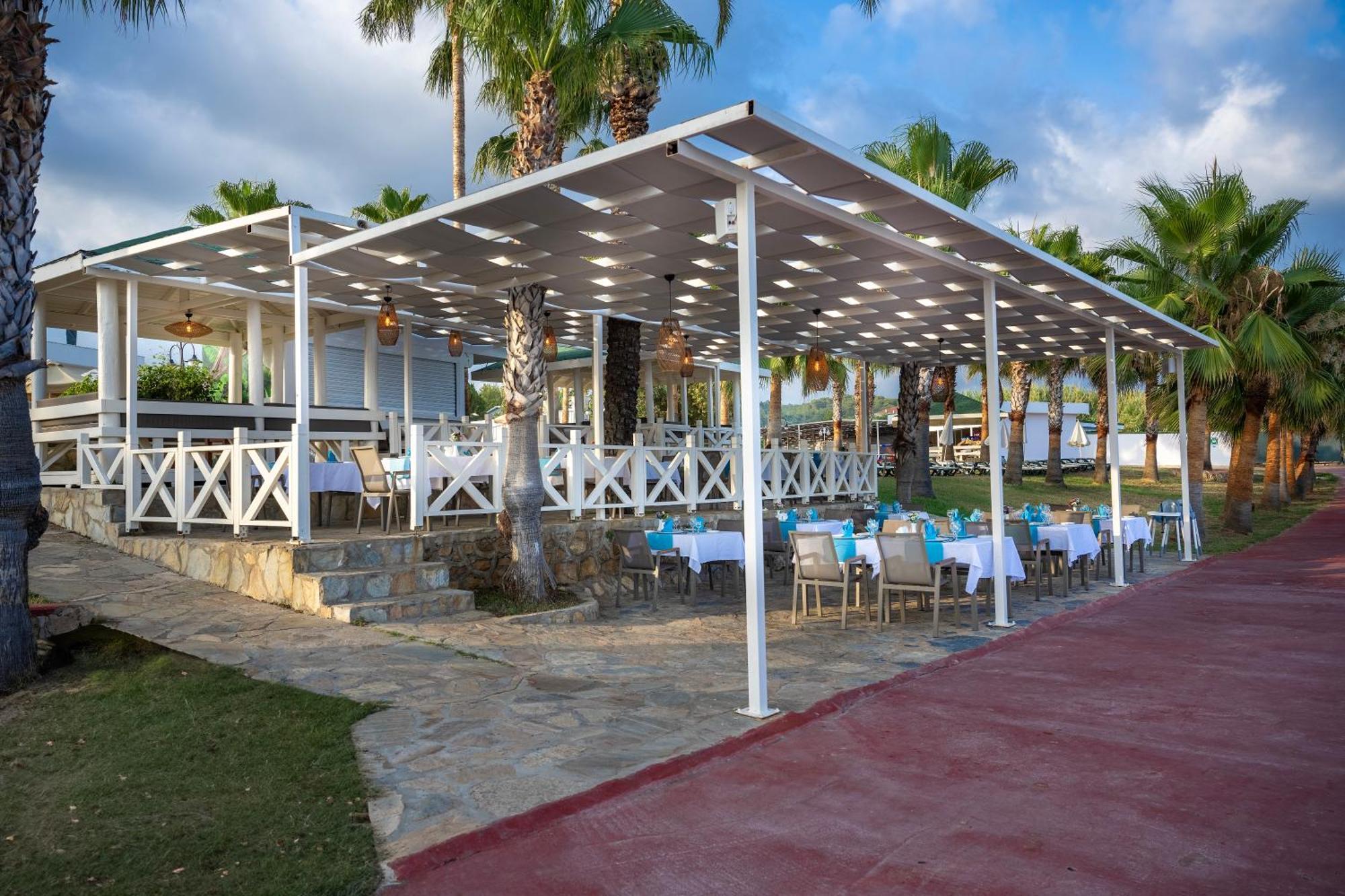 Oz Hotels Incekum Beach Алания Экстерьер фото